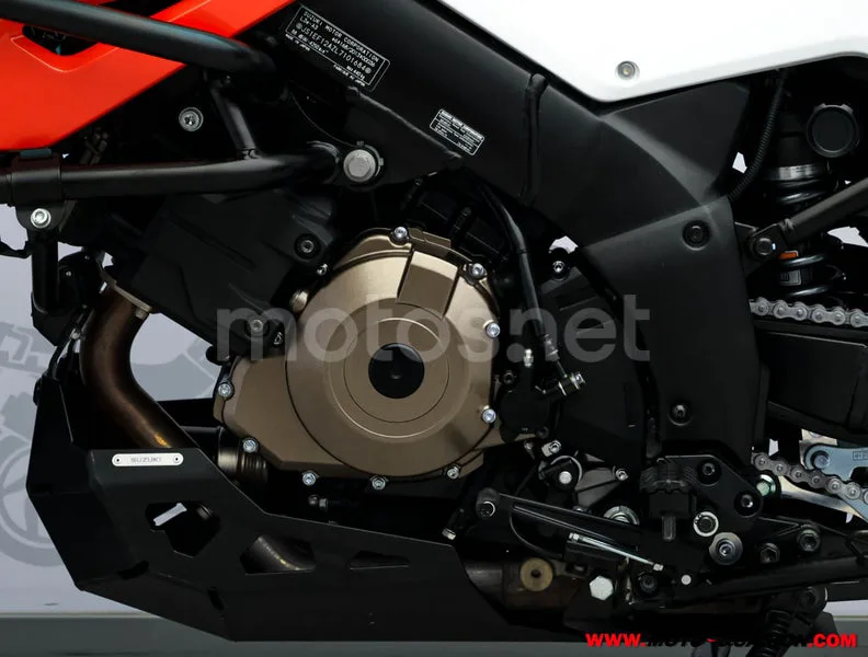 Suzuki V-Strom 1050 - Vista 10