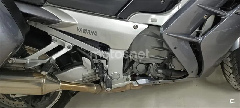 Yamaha FJR1300 - Vista 4
