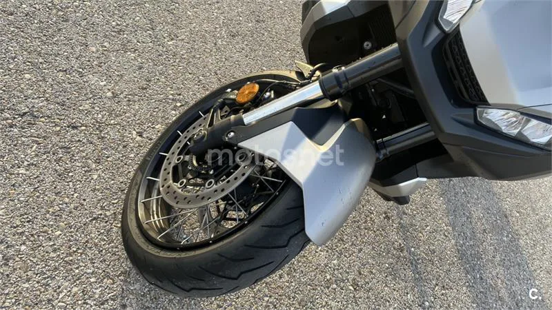 Honda X-ADV - Vista 6