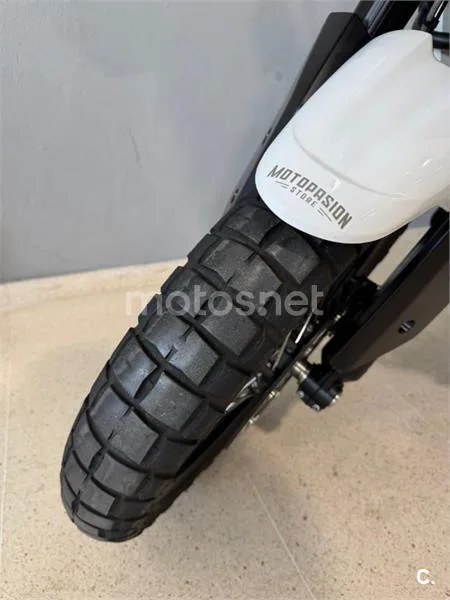 Moto Morini X-Cape – Vista 3