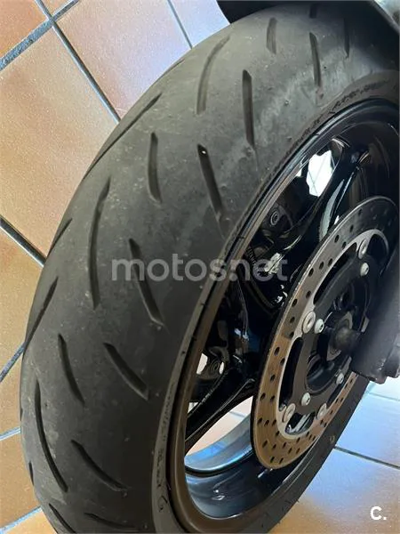 Yamaha XJ6 N Diversion – Vista 5
