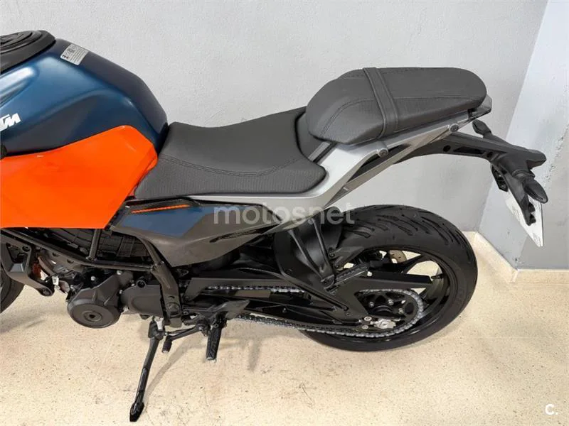 KTM 125 – Vista 6