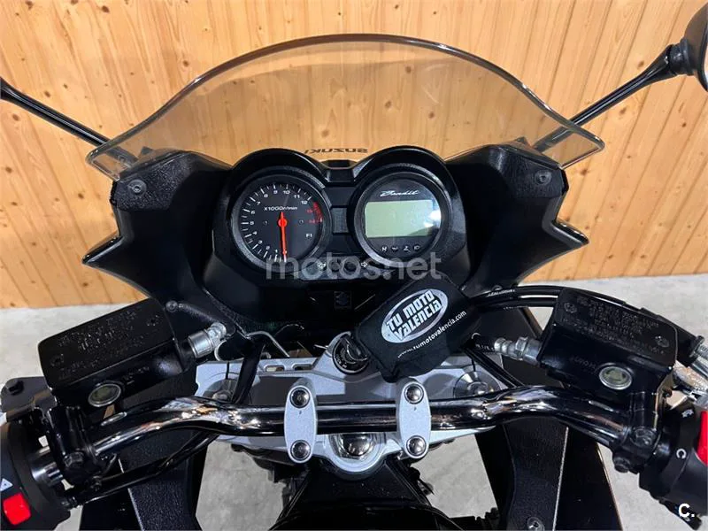 Suzuki Bandit 650S - Vista 19