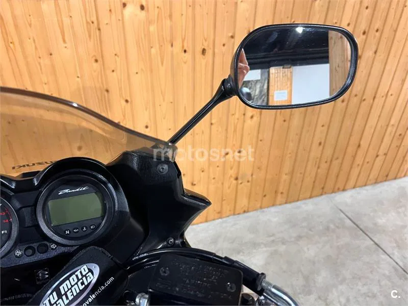 Suzuki Bandit 650S - Vista 21