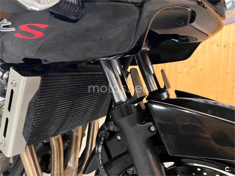 Suzuki Bandit 650S - Vista 31