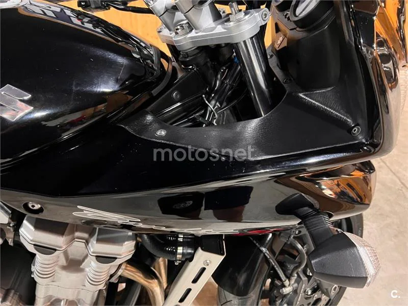 Suzuki Bandit 650S - Vista 41