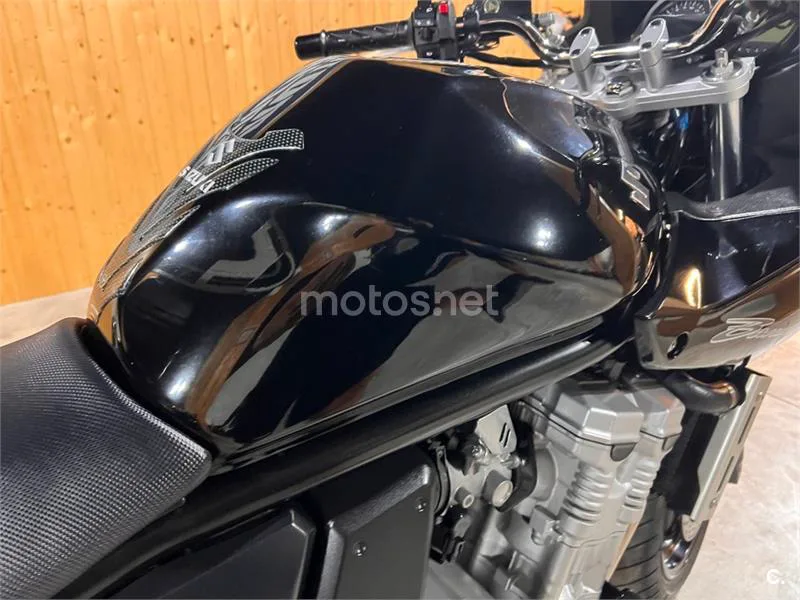Suzuki Bandit 650S - Vista 49
