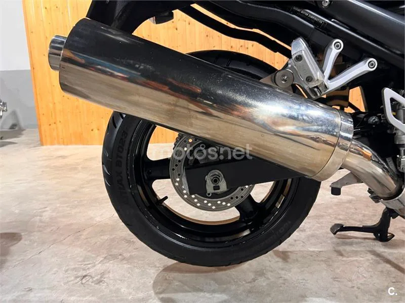 Suzuki Bandit 650S - Vista 57