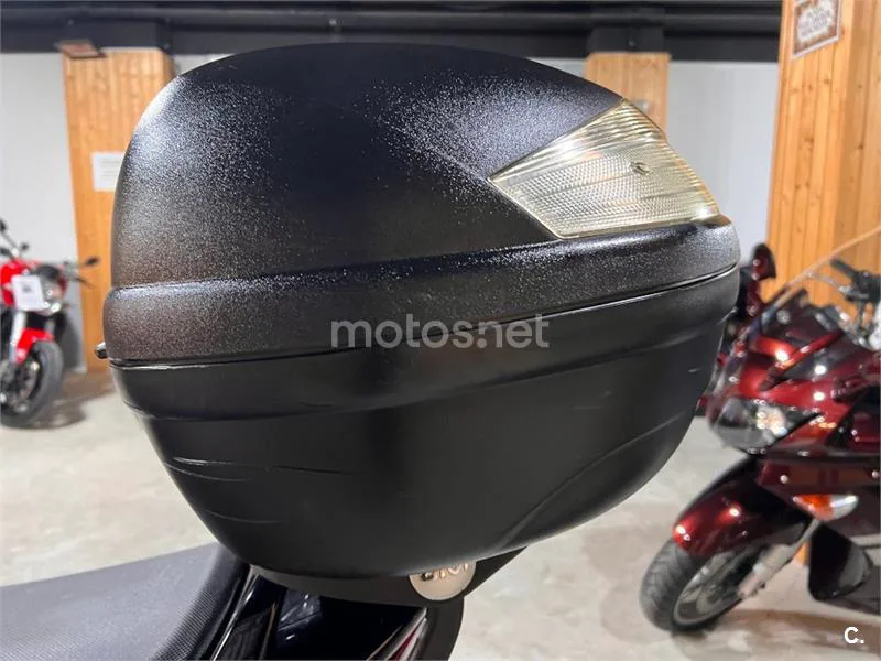 Suzuki Bandit 650S - Vista 61