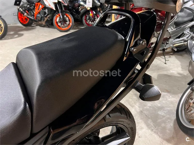 Suzuki Bandit 650S - Vista 63