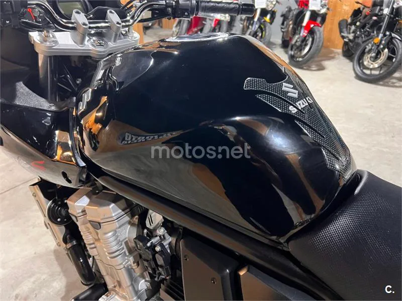 Suzuki Bandit 650S - Vista 74