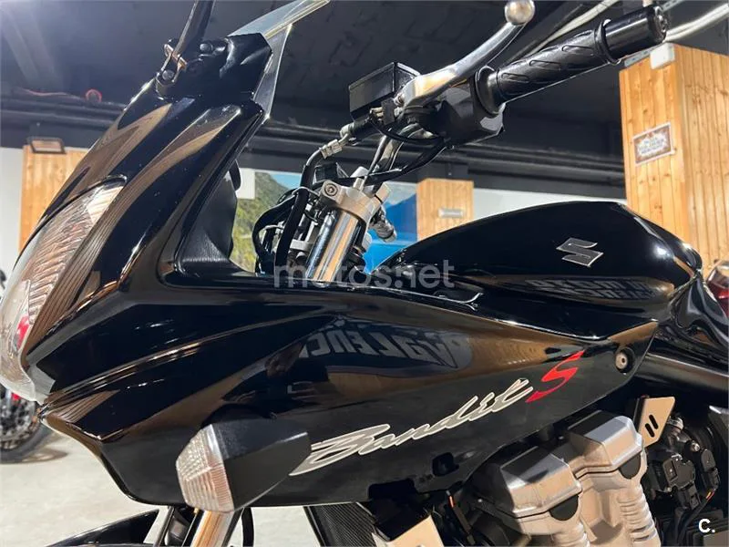 Suzuki Bandit 650S - Vista 78