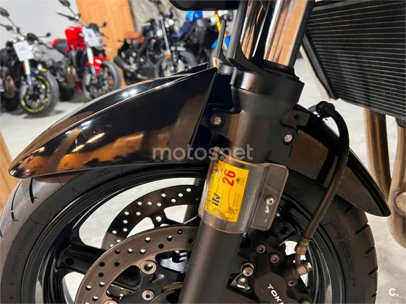 Suzuki Bandit 650S - Vista 88