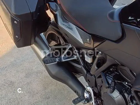 Honda NT1100 - Vista 4