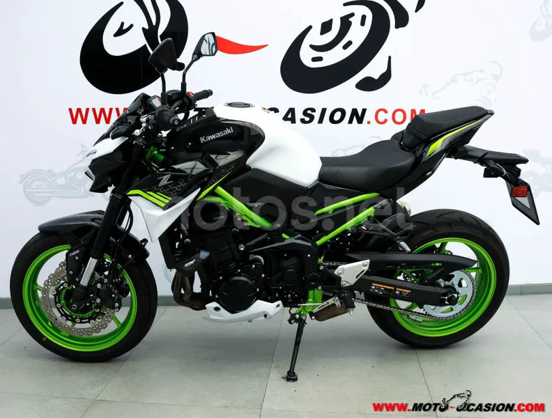 Kawasaki Z900 – Vista 7