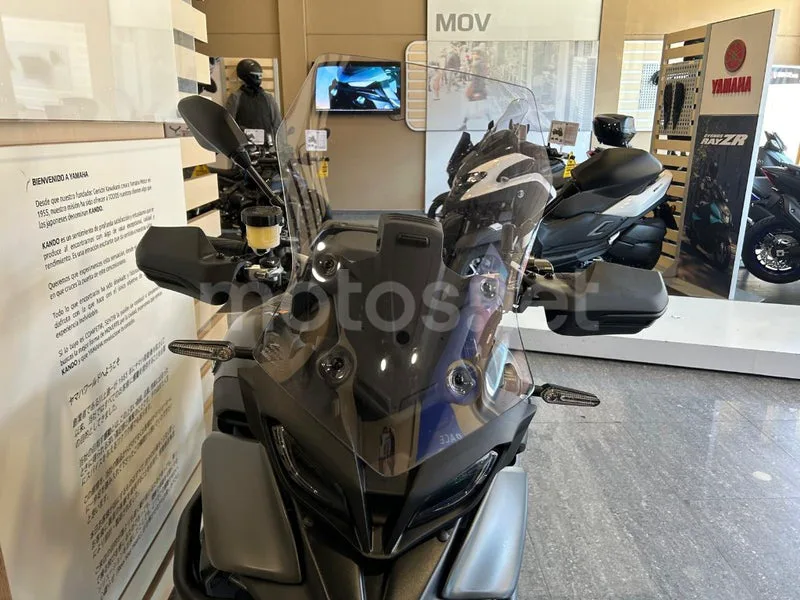 Yamaha Tracer 9 - Vista 9