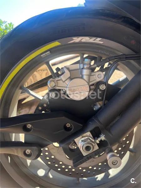 Benelli TRK 502 – Vista 7