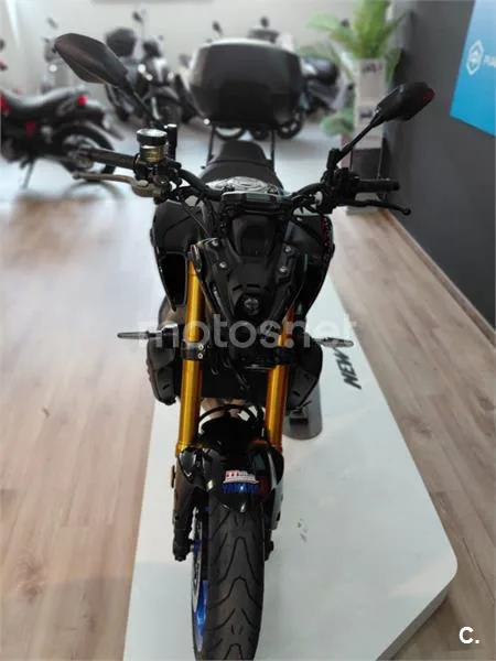 Yamaha MT-09 - Vista 5
