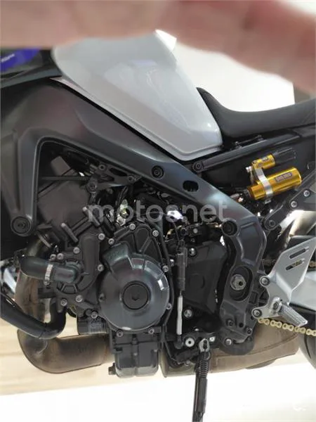 Yamaha MT-09 - Vista 7