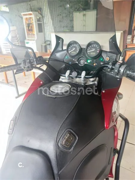 Honda XL1000V Varadero 3300 € 2002 Sevilla - 1