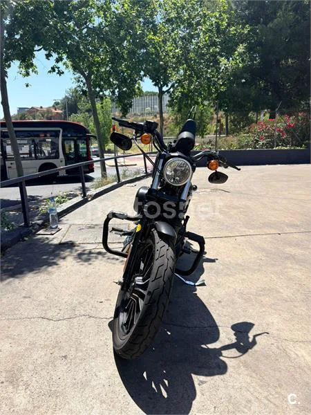 Harley-Davidson Sportster 883 - Vista 3
