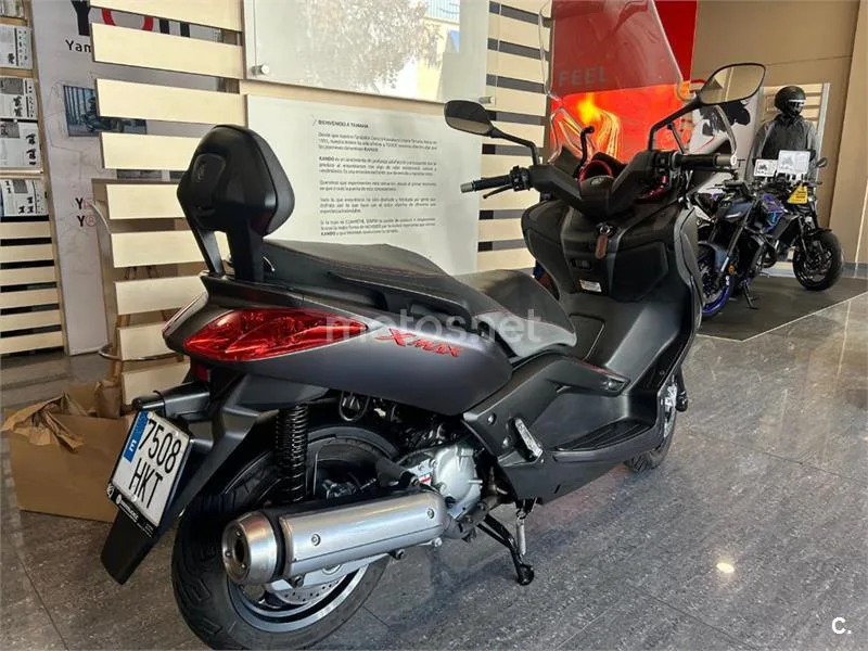 Yamaha XMAX 125 - Vista 3