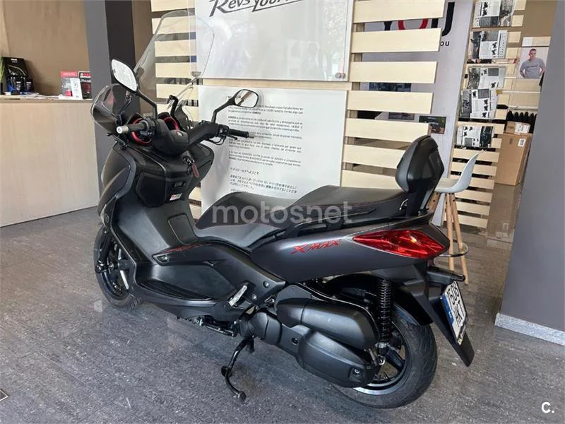 Yamaha XMAX 125 - Vista 4