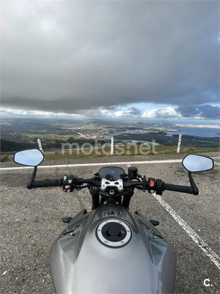 Triumph Street Triple 765 – Vista 3