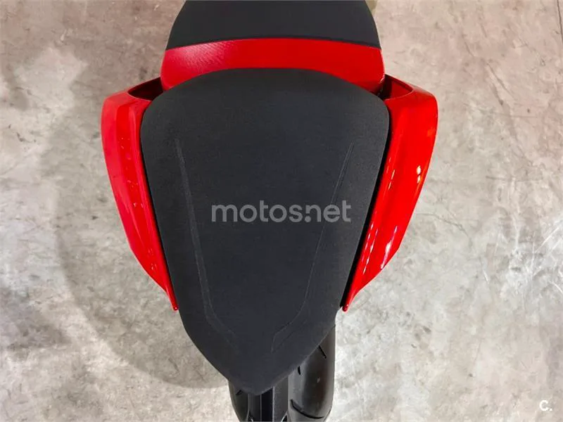 Ducati Panigale V4 - Vista 13