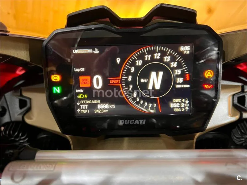 Ducati Panigale V4 - Vista 22