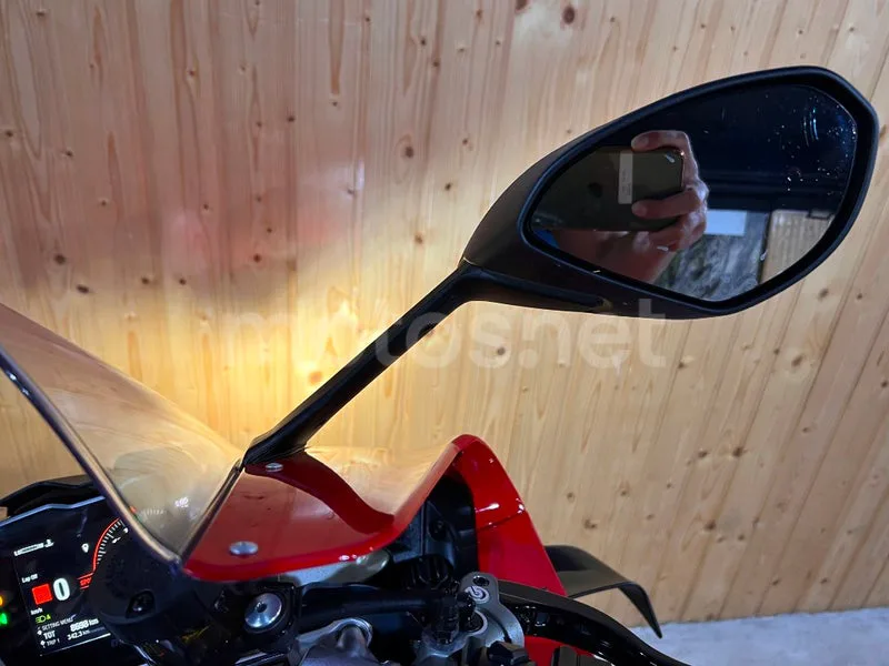 Ducati Panigale V4 - Vista 24