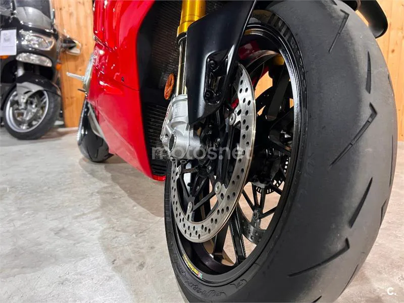 Ducati Panigale V4 - Vista 41