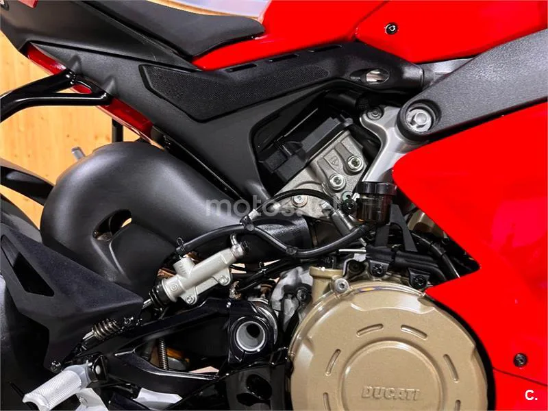 Ducati Panigale V4 - Vista 55