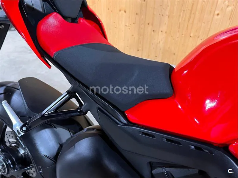 Ducati Panigale V4 - Vista 60