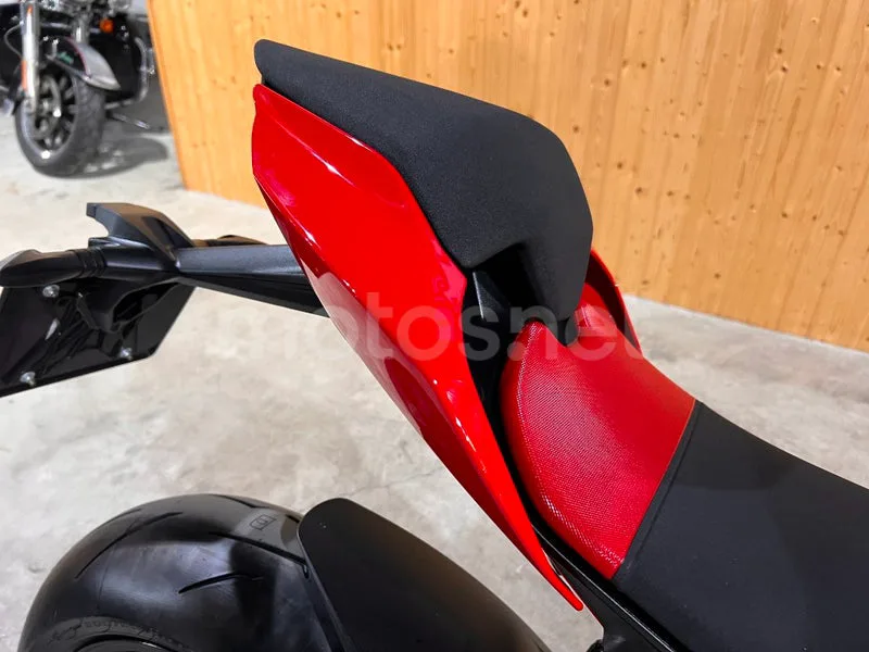 Ducati Panigale V4 - Vista 61