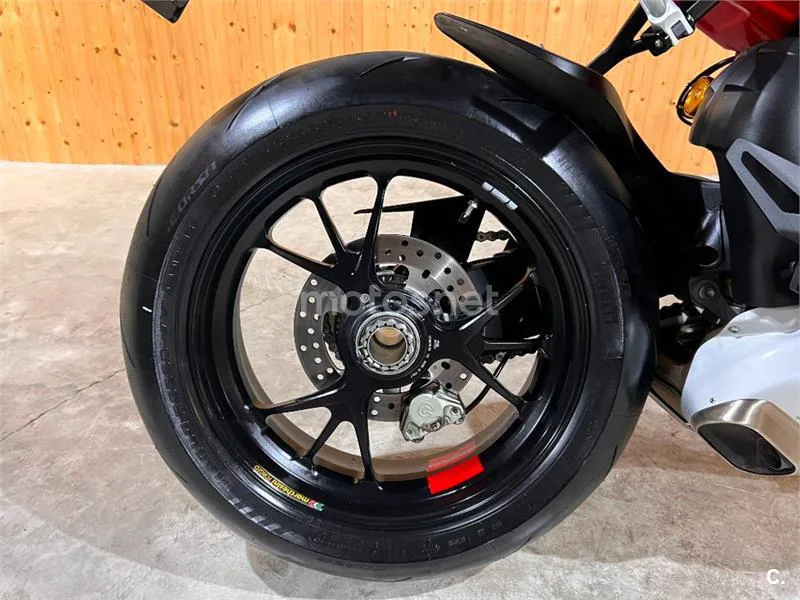 Ducati Panigale V4 - Vista 64