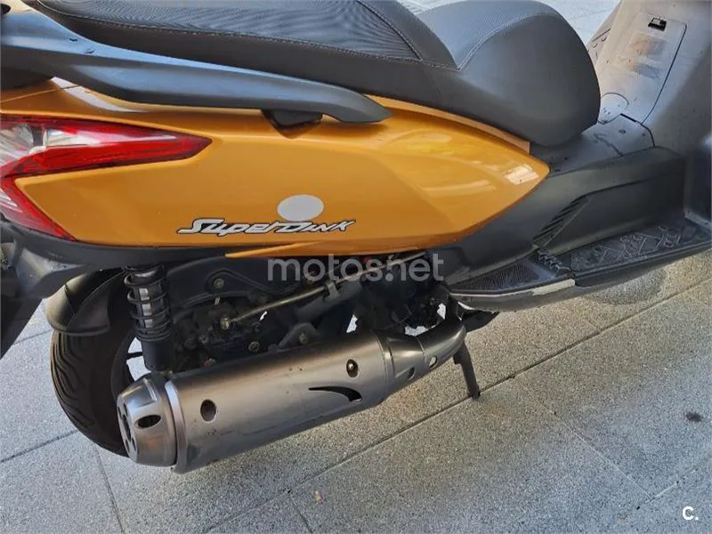 Kymco Super Dink 125 – Vista 15