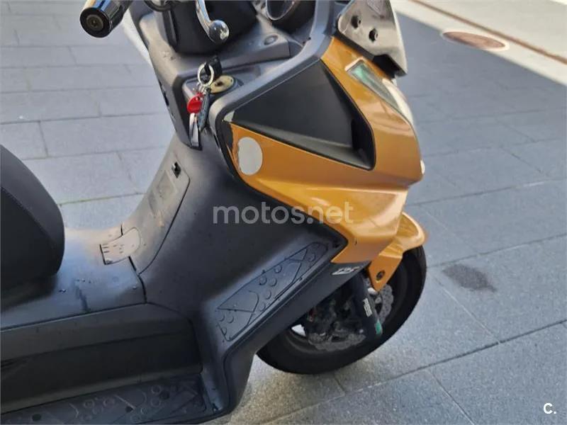 Kymco Super Dink 125 – Vista 16