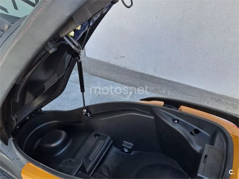 Kymco Super Dink 125 – Vista 4