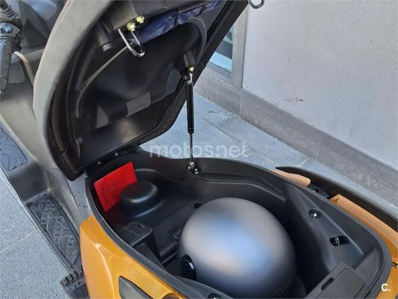 Kymco Super Dink 125 – Vista 5