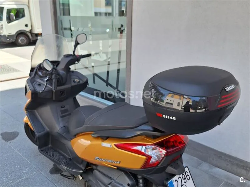 Kymco Super Dink 125 – Vista 7