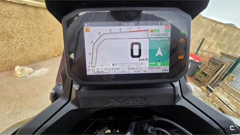 Honda X-ADV - Vista 15