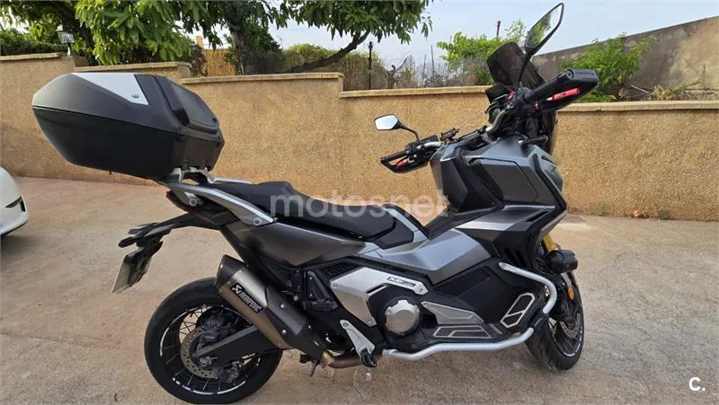 Honda X-ADV - Vista 10