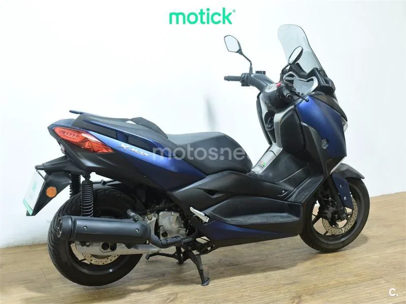 Yamaha XMAX 125 - Vista 10