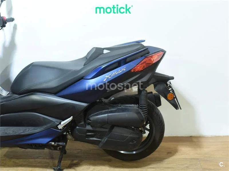 Yamaha XMAX 125 - Vista 9