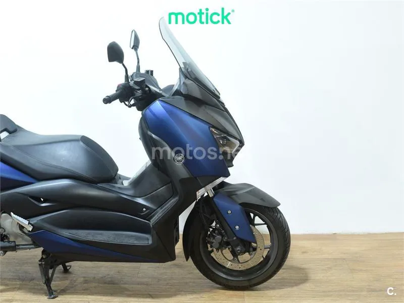Yamaha XMAX 125 - Vista 4