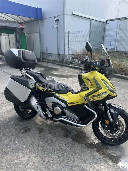 Honda X-ADV 12.990 € 2025 Lugo - 1