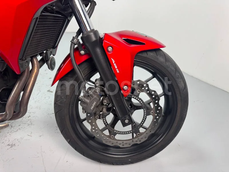 Honda CB500F - Vista 16