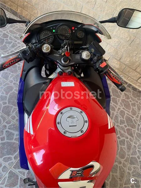 Honda CB600F Hornet - Vista 3