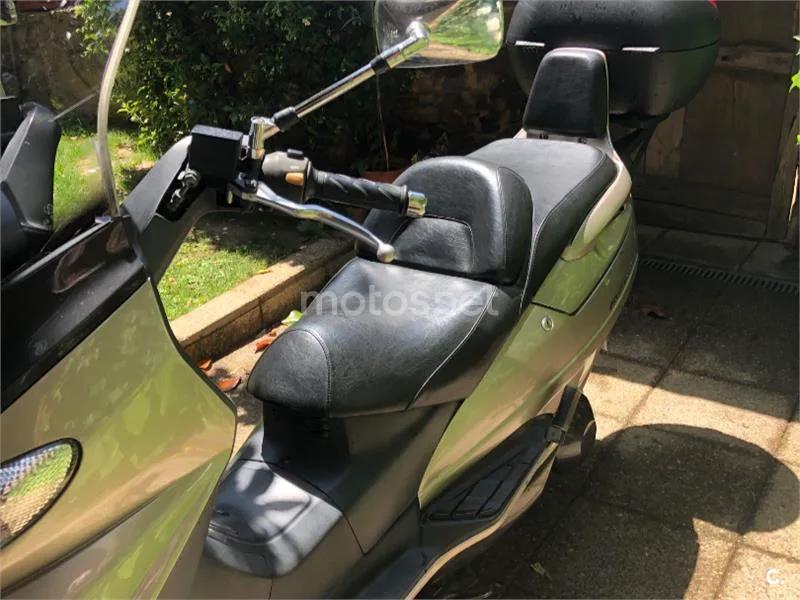 Suzuki Burgman 250 - Vista 4